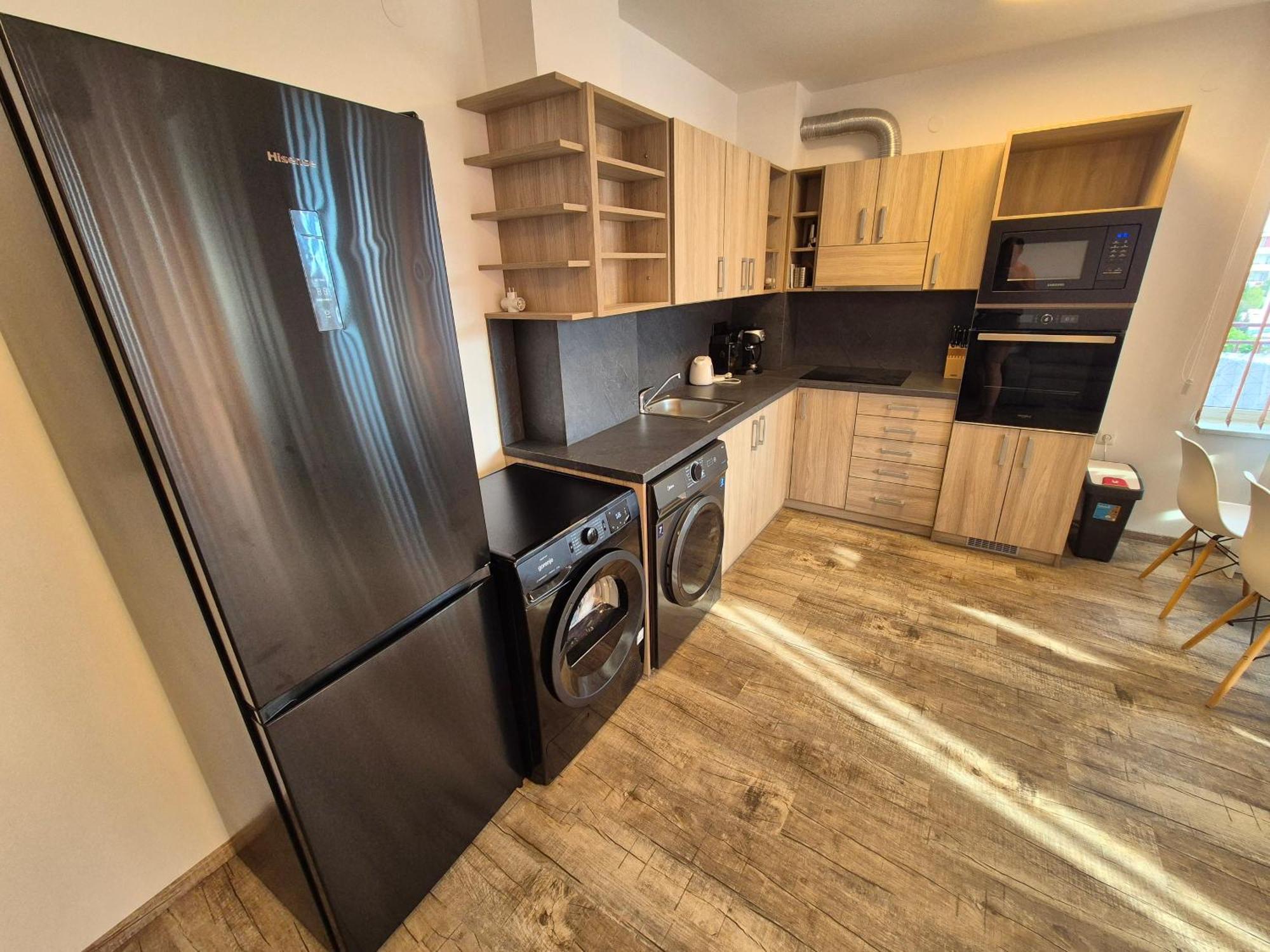 Apartman Ttt ブルガス エクステリア 写真